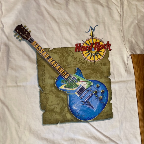 Hard Rock Nassau men’s Medium - Picture 1 of 4
